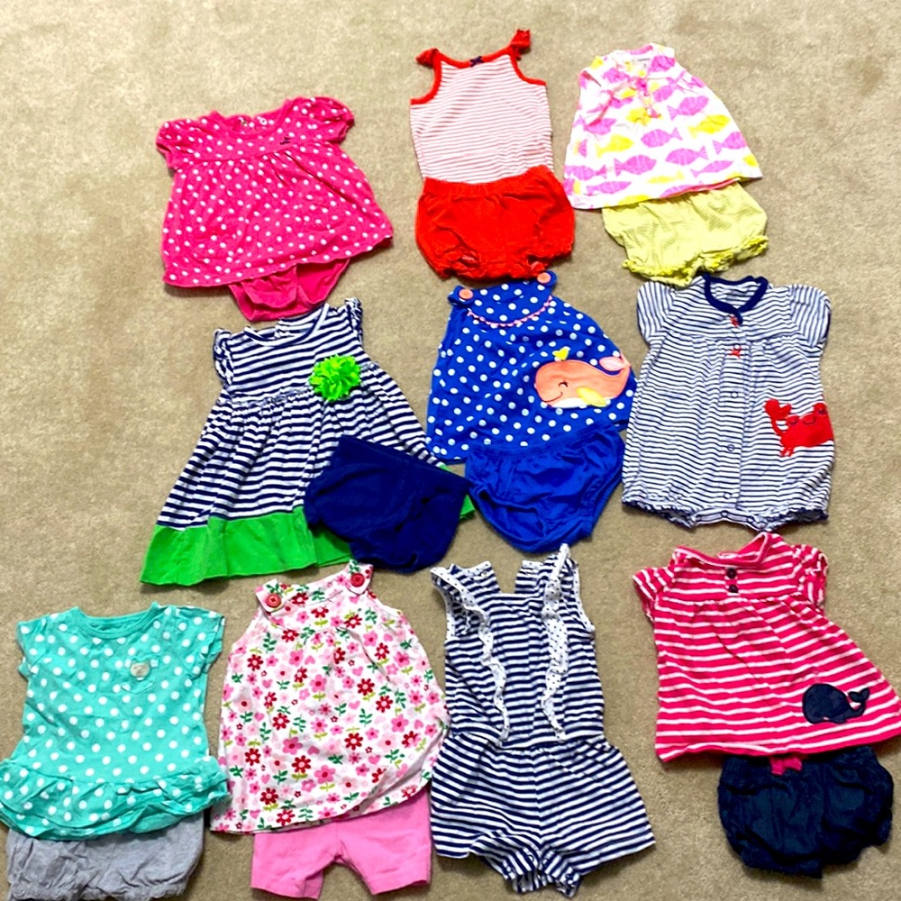 Bundle of ten Carter’s 6 month old girl outfits